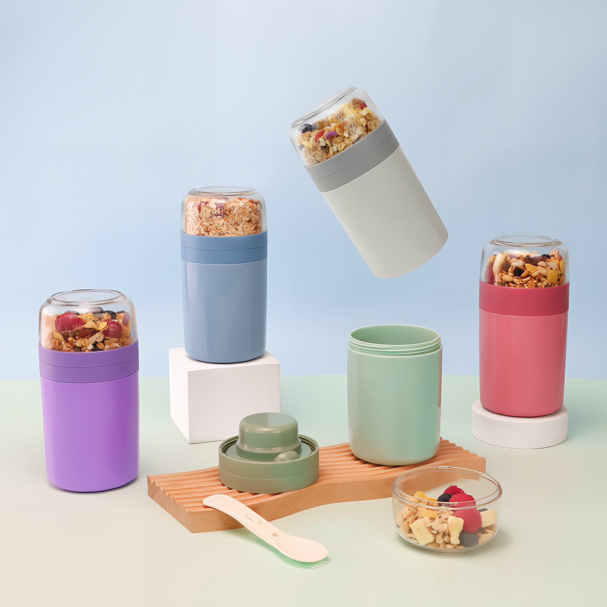 Cereal Cup to Go 520 ml + 250 ml, Practical Yoghurt Cup with Spoon, Leak-Proof Cereal Cup with Sauce Box
