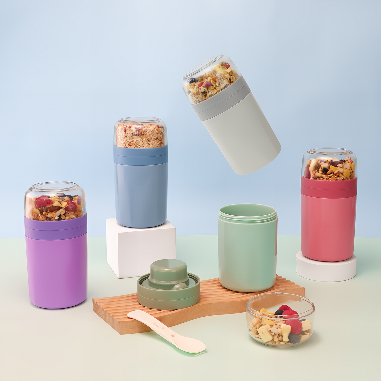 Cereal Cup to Go 520 ml + 250 ml, Practical Yoghurt Cup with Spoon, Leak-Proof Cereal Cup with Sauce Box