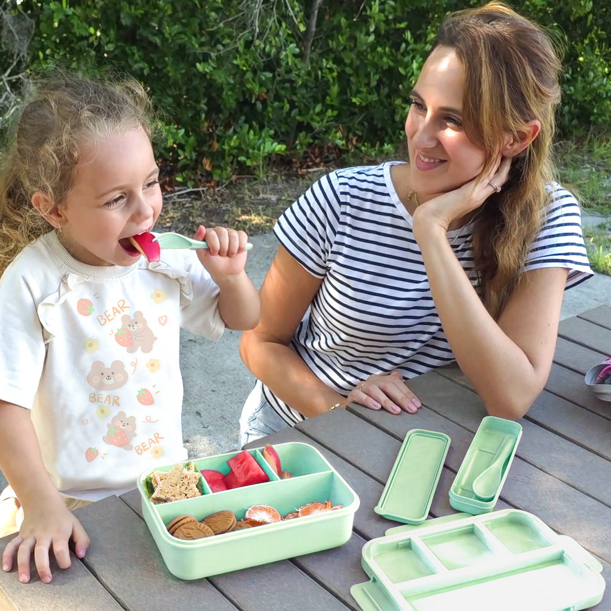 Lunch Box 1300ML,Leak-Proof Bento Lunch Box with 4 Compartments,Kids Lunch Box Bento Box Adult with Cutlery